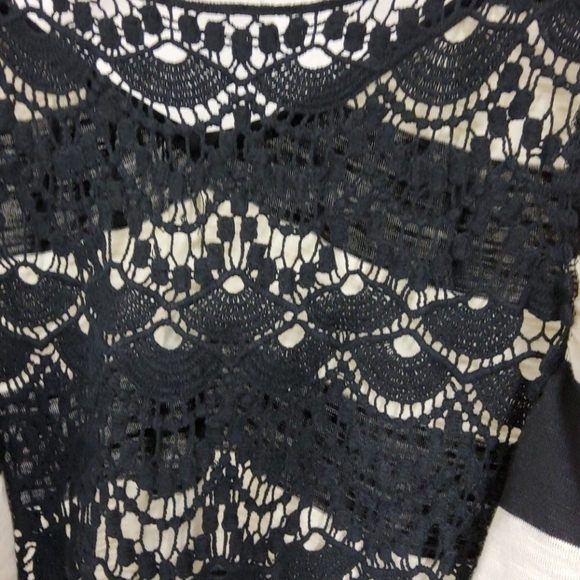 𝅺david Kahn top black white size xsmall lace back - Picture 3 of 5